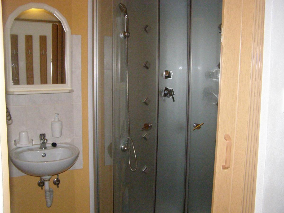 Penzion Borovice Josefuv Dul Ruang foto